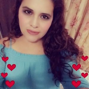 Meet your Posher, Yaneth